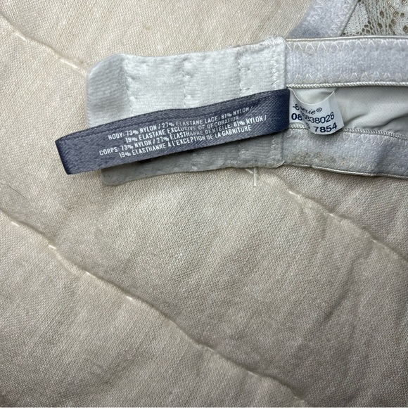 Aerie Grey Lace Trimmed Underwire Push Up Bra Size 32DDD - Picture 15 of 15